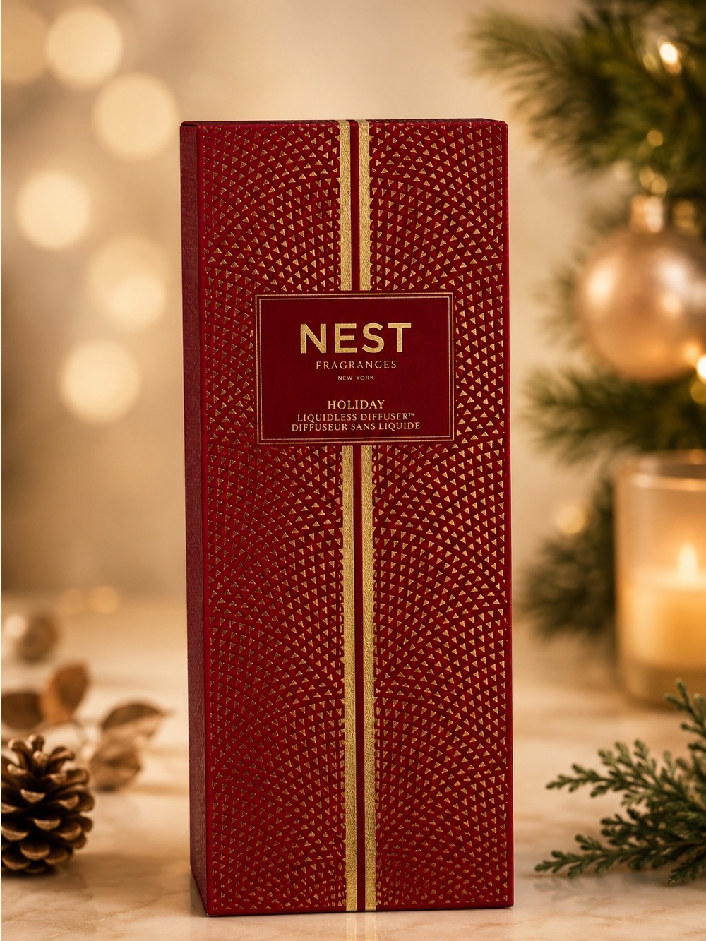 NEST Fragrances Holiday Red & Gold Liquidless Diffuser
